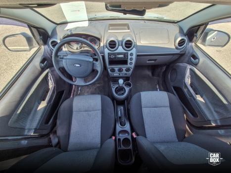 FORD Fiesta Sedan 1.6 4P ROCAM FLEX, Foto 13