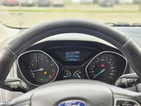 FORD Focus Hatch 1.6 4P, Foto 4