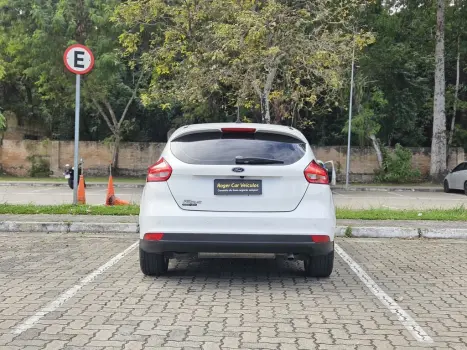 FORD Focus Hatch 1.6 4P, Foto 16