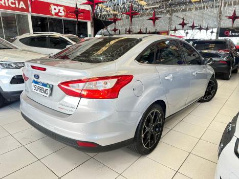 FORD Focus Hatch 2.0 16V 4P TITANIUM PLUS FLEX, Foto 4