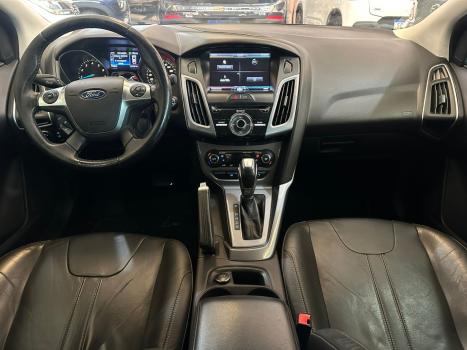 FORD Focus Hatch 2.0 16V 4P TITANIUM PLUS FLEX, Foto 7
