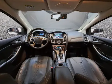 FORD Focus Sedan 2.0 16V 4P FLEX TITANIUM POWERSHIFT AUTOMTICO, Foto 2