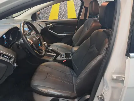 FORD Focus Sedan 2.0 16V 4P FLEX TITANIUM POWERSHIFT AUTOMTICO, Foto 5