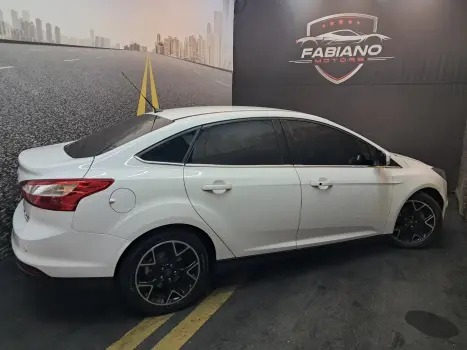 FORD Focus Sedan 2.0 16V 4P FLEX TITANIUM POWERSHIFT AUTOMTICO, Foto 17