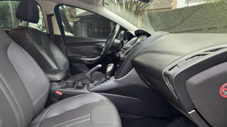 FORD Focus Sedan 2.0 16V 4P FLEX TITANIUM AUTOMTICO, Foto 12