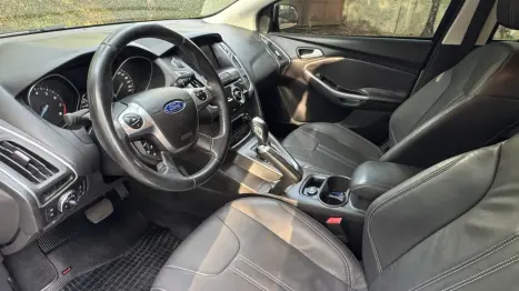FORD Focus Sedan 2.0 16V 4P FLEX TITANIUM AUTOMTICO, Foto 13