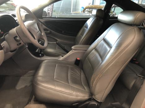 FORD Mustang 3.8 V6, Foto 8