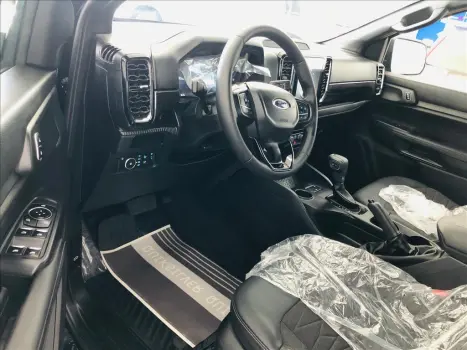 FORD Ranger 2.0 4P TURBO DIESEL BLACK CABINE DUPLA AUTOMTICO, Foto 8