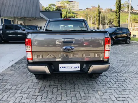 FORD Ranger 2.2 16V XLS DIESEL CABINE DUPLA AUTOMTICO, Foto 5