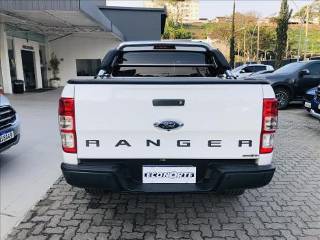 FORD Ranger 2.2 16V XLS DIESEL 4X4 CABINE DUPLA AUTOMTICO, Foto 5