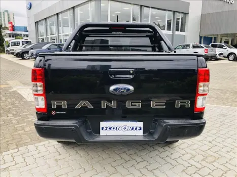 FORD Ranger 2.2 16V XLS DIESEL 4X4 CABINE DUPLA AUTOMTICO, Foto 5