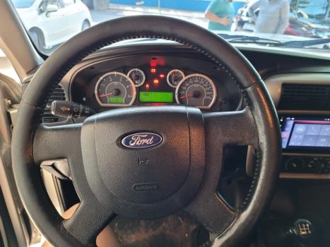 FORD Ranger 3.0 16V 4X4 LIMITED DIESEL CABINE DUPLA, Foto 8