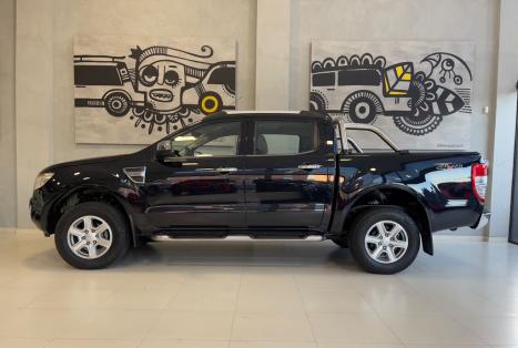 FORD Ranger 3.2 20V XLT 4X4 CABINE DUPLA TURBO DIESEL AUTOMTICO, Foto 5