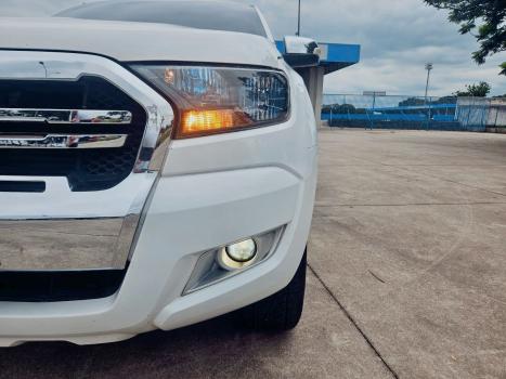 FORD Ranger 3.2 20V XLS CABINE DUPLA TURBO DIESEL AUTOMTICO, Foto 2