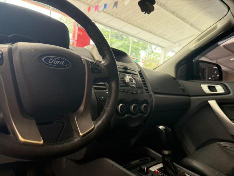 FORD Ranger 3.2 20V XLT 4X4 CABINE DUPLA TURBO DIESEL, Foto 4