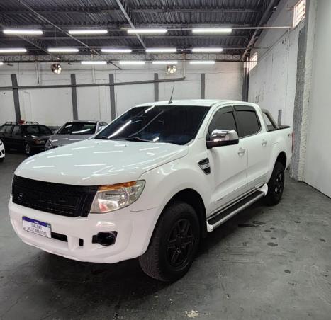 FORD Ranger 3.2 20V XLT 4X4 CABINE DUPLA TURBO DIESEL AUTOMTICO, Foto 4