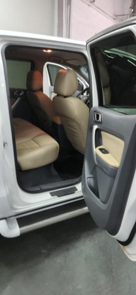 FORD Ranger 3.2 20V XLT 4X4 CABINE DUPLA TURBO DIESEL AUTOMTICO, Foto 6