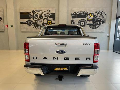 FORD Ranger 3.2 20V XLT 4X4 CABINE DUPLA TURBO DIESEL AUTOMTICO, Foto 8