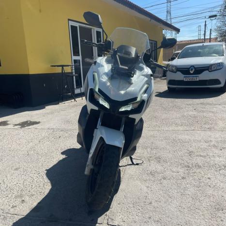 HONDA ADV 150 ABS, Foto 3