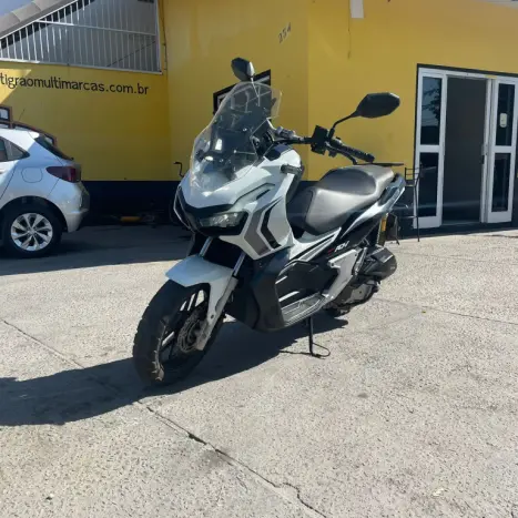 HONDA ADV 150 ABS, Foto 1