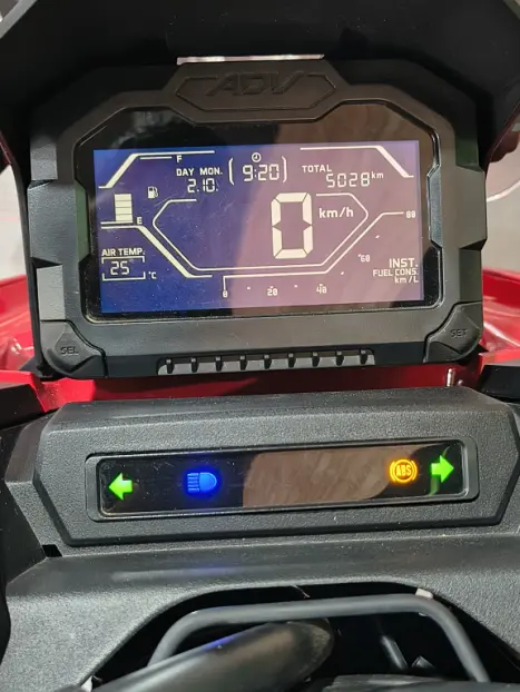 HONDA ADV 150 ABS, Foto 3