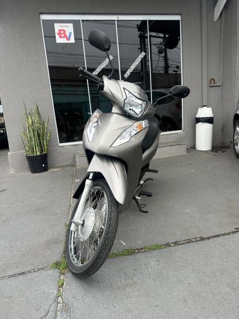 HONDA Biz 100 +, Foto 1