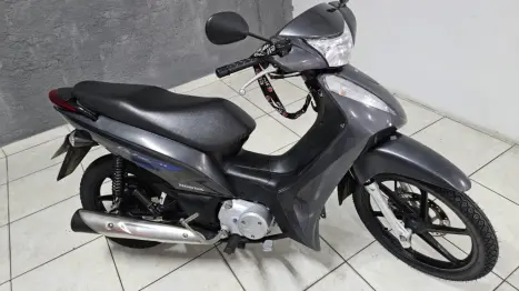 HONDA Biz 125 EX, Foto 6