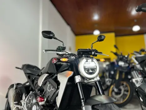 HONDA CB 1000 R ABS, Foto 2