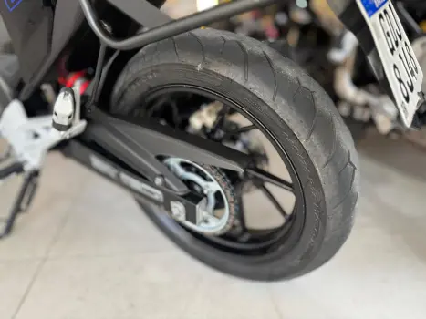 HONDA CB 250 F Twister FLEXONE, Foto 14