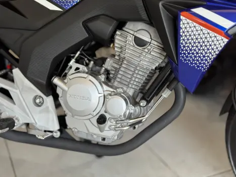 HONDA CB 250 F Twister FLEXONE, Foto 3