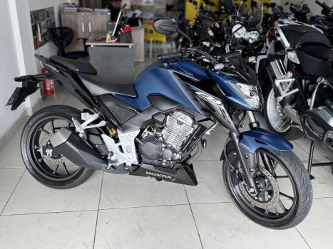 HONDA CB 300 F Twister FLEX ABS, Foto 1