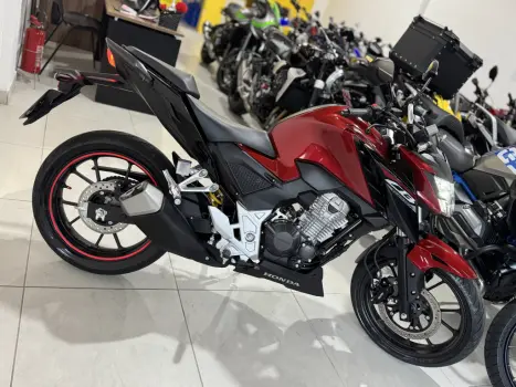 HONDA CB 300 F Twister FLEX CBS, Foto 6