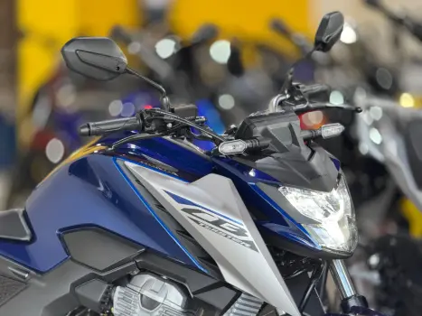 HONDA CB 300 F Twister FLEX ABS, Foto 2