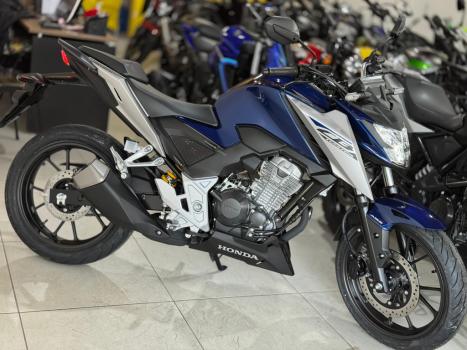 HONDA CB 300 F Twister FLEX ABS, Foto 6