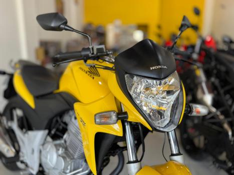 HONDA CB 300 R STD, Foto 2