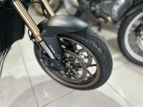 HONDA CB 650 R ABS, Foto 4