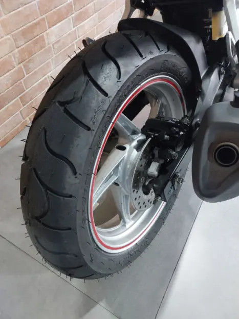 HONDA CBR 250 R, Foto 7