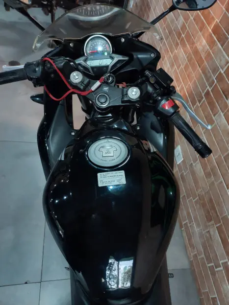 HONDA CBR 250 R, Foto 8