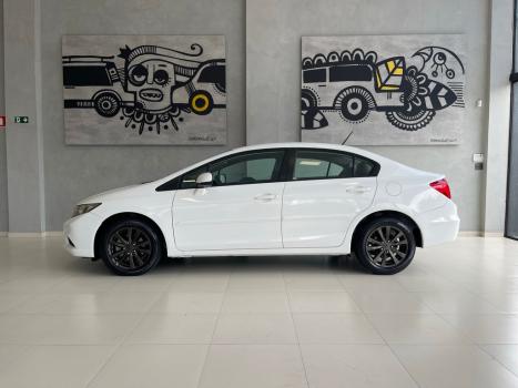 HONDA Civic 1.8 16V 4P FLEX LXS, Foto 4
