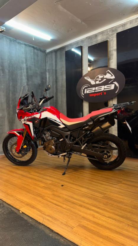 HONDA CRF 1000L Africa Twin TE, Foto 4