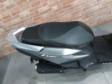 HONDA Elite 125 , Foto 3