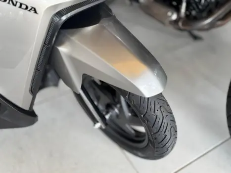 HONDA Elite 125 , Foto 5