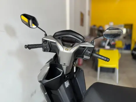 HONDA Elite 125 , Foto 9