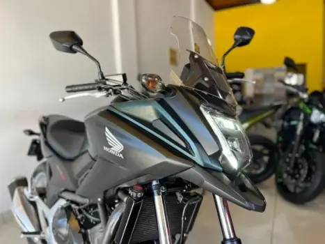 HONDA NC 750 X ABS, Foto 2