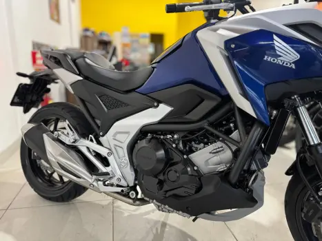 HONDA NC 750 X ABS, Foto 4