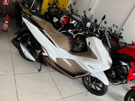 HONDA PCX 150 DLX, Foto 3