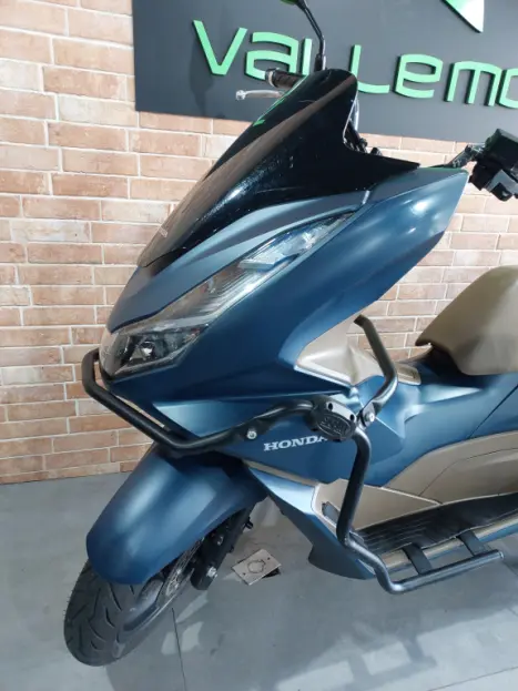 HONDA PCX 160 DLX ABS, Foto 2