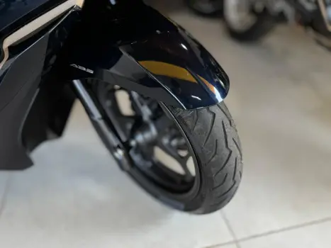 HONDA PCX 160 DLX ABS, Foto 3