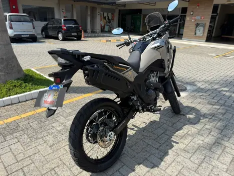 HONDA XRE 300 ADVENTURE, Foto 4