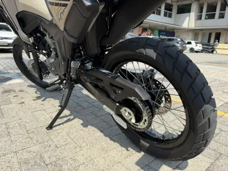 HONDA XRE 300 ADVENTURE, Foto 5